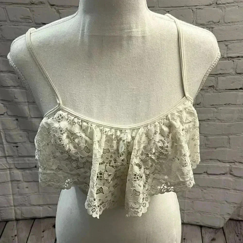 Victoria’s Secret White Lace Swim Bralette size medium